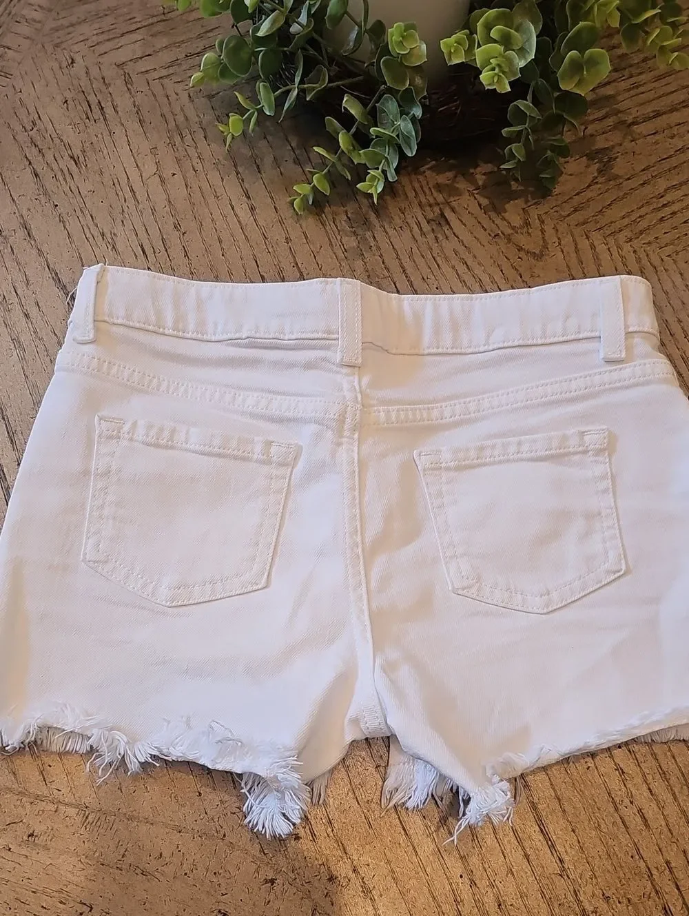 White Frayed Hem Denim Shorts Size L 10/12 NEW CONDITION